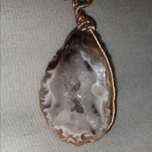 *HANDMADE* Oco Geode Necklace ⛰
